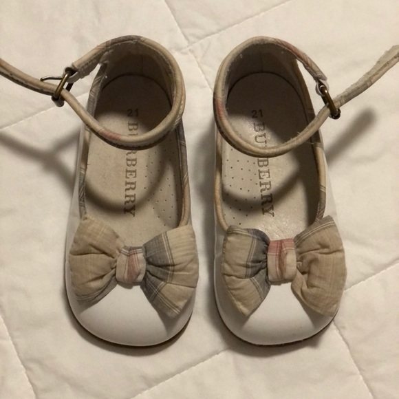 burberry infant shoes on sale